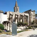 Amazing In Du Gard Holiday home
