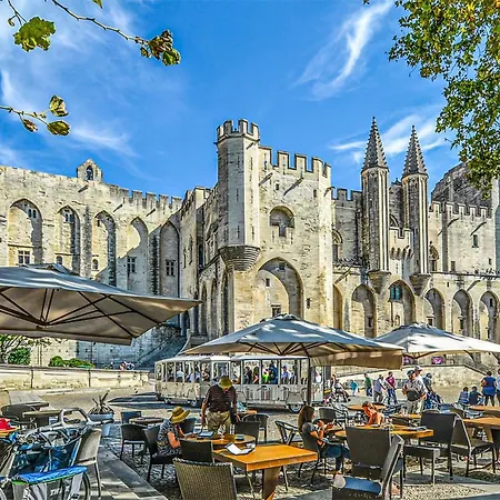 Amazing In Du Gard * Rochefort-du-Gard