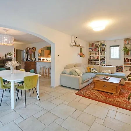 Holiday home Amazing In Du Gard